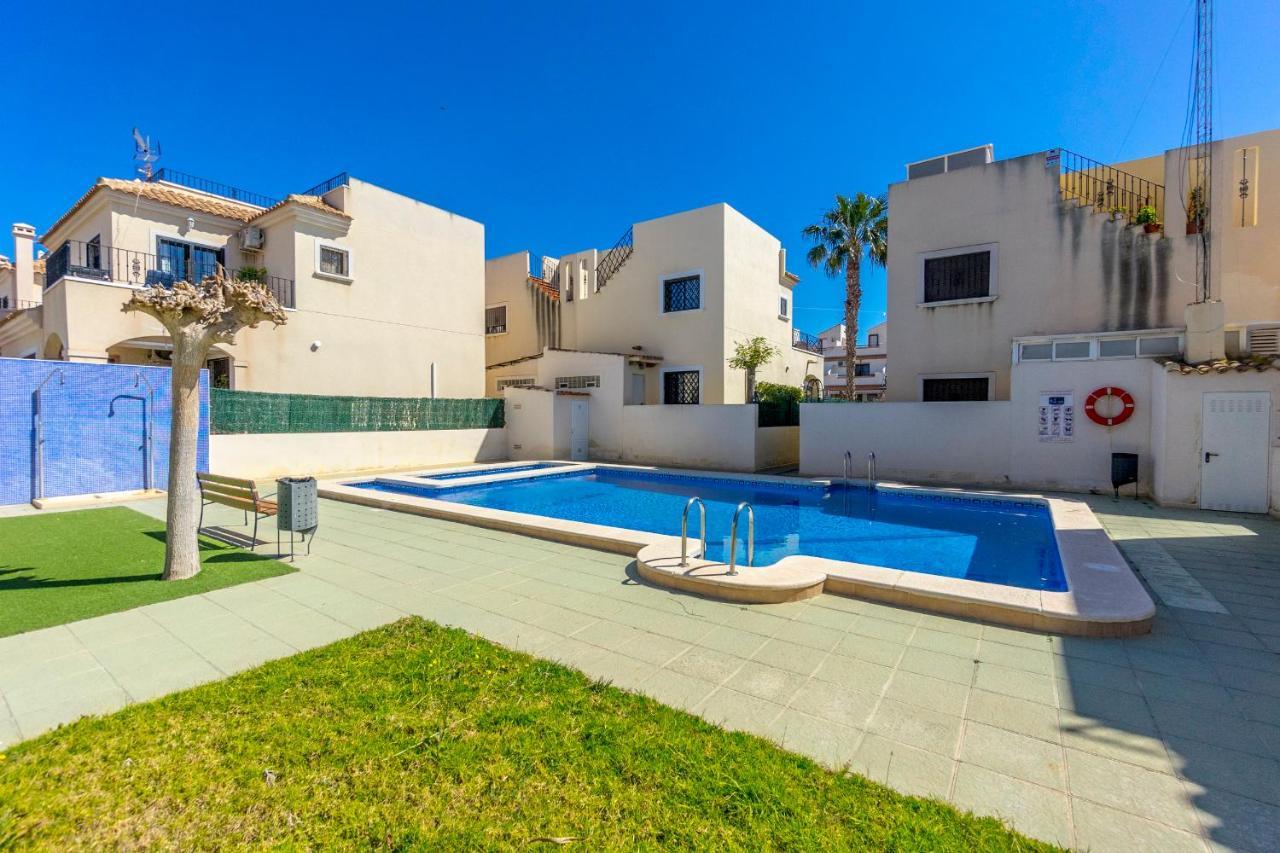 Fh Mediterraneo Torrevieja Esterno foto