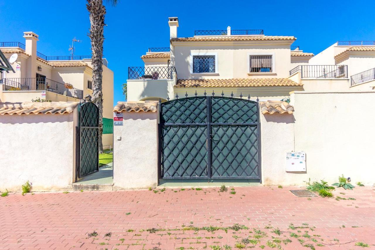Fh Mediterraneo Torrevieja Esterno foto
